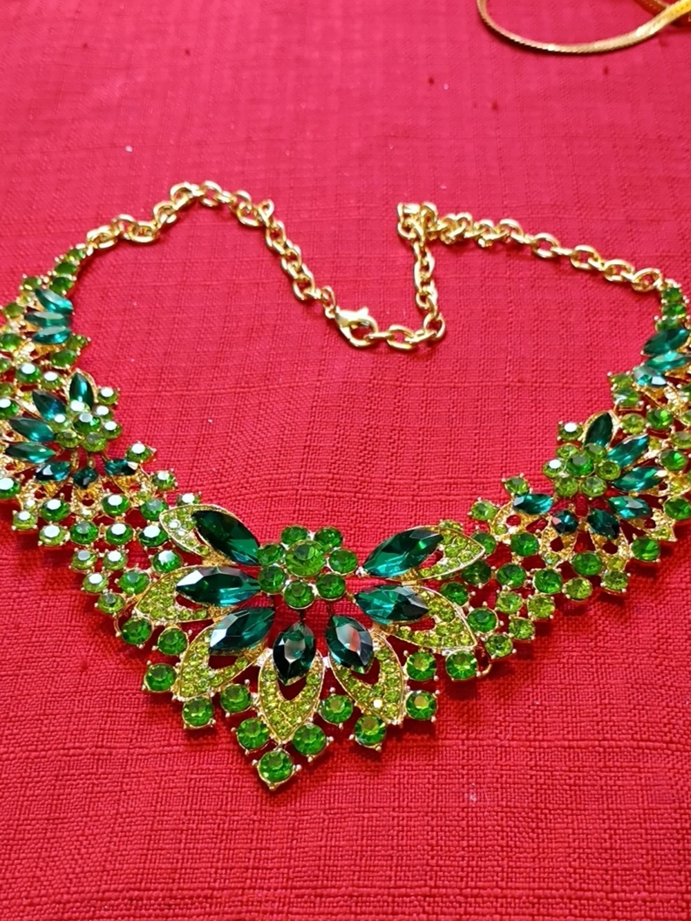 Green Crystal Statement Necklace - Women Jewelry